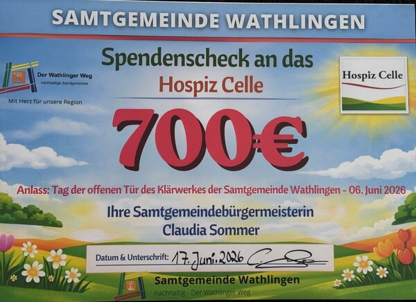 Bild vergr&ouml;&szlig;ern: Scheck f�r  Hospiz Celle