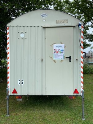 Bild vergr&ouml;&szlig;ern: Tauschwagen auf dem Wertstoffhof