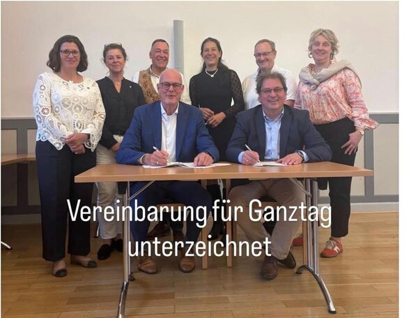 Unterzeichnung Vereinbarung Ganztag