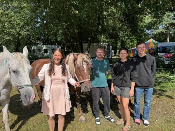 Bild vergr&ouml;&szlig;ern: Ponytreck - So und Orga-Team