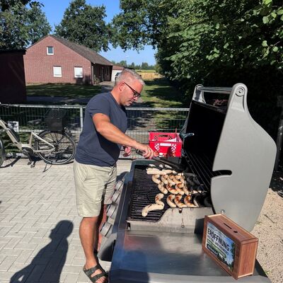 Bild vergr&ouml;&szlig;ern: Grillmeister Frommer