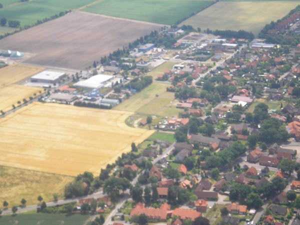 Bild vergrößern: Luftbild Gewerbegebiet Wathlingen